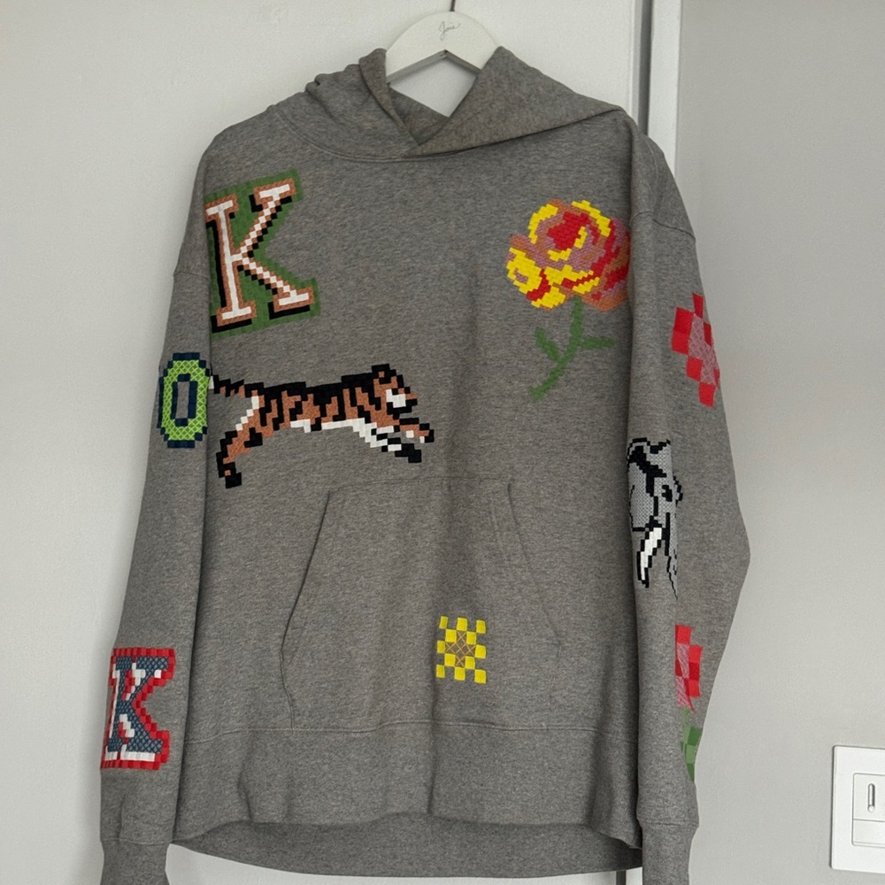 Kenzo Gray Sweater with Colorful Graphic Designs
